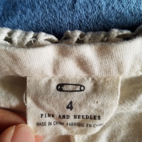 Urban Outfitters Pins & Needles Crochet Lace Ivory Tap Shorts Size 4 - Picture 8 of 8